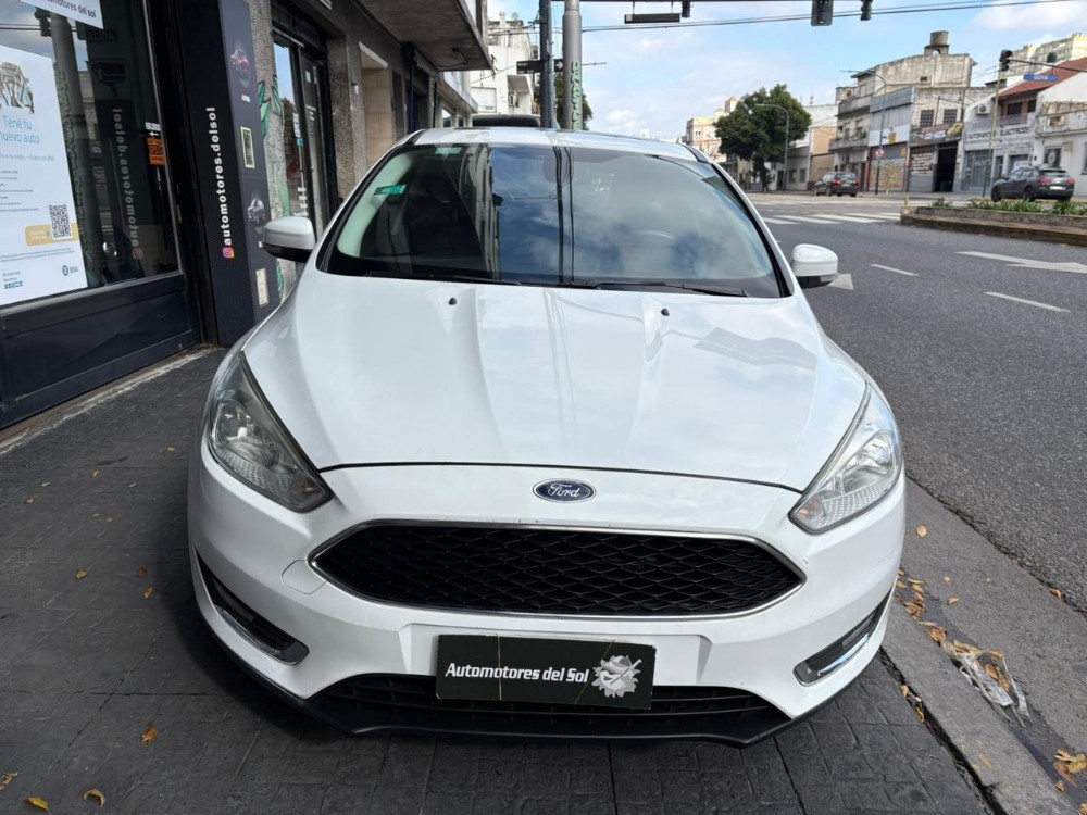 Ford Focus III 2.0 SE Plus — foto 15